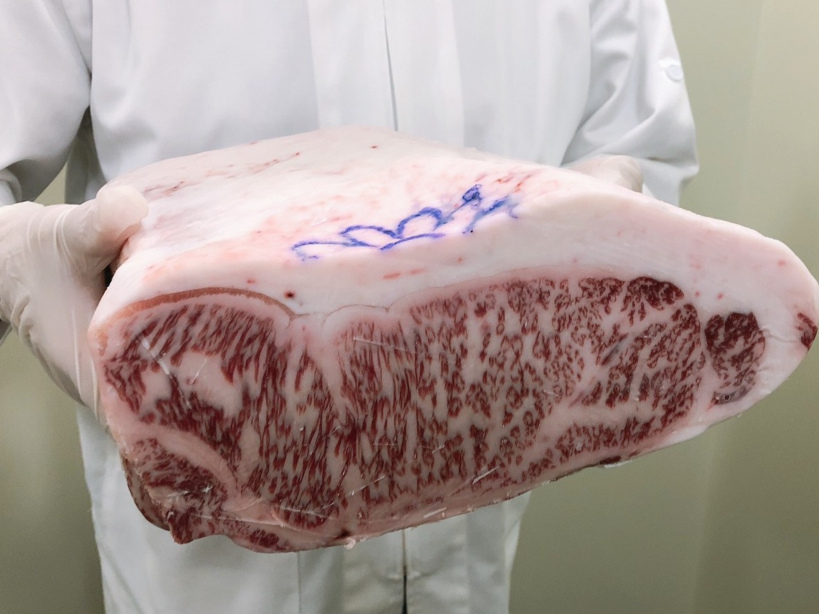 牛肉 黒毛和牛の牛肉の王様 サーロイン とは 部位の特徴からおいしい食べ方までご紹介 ブランド和牛通販ショップの和桜通商